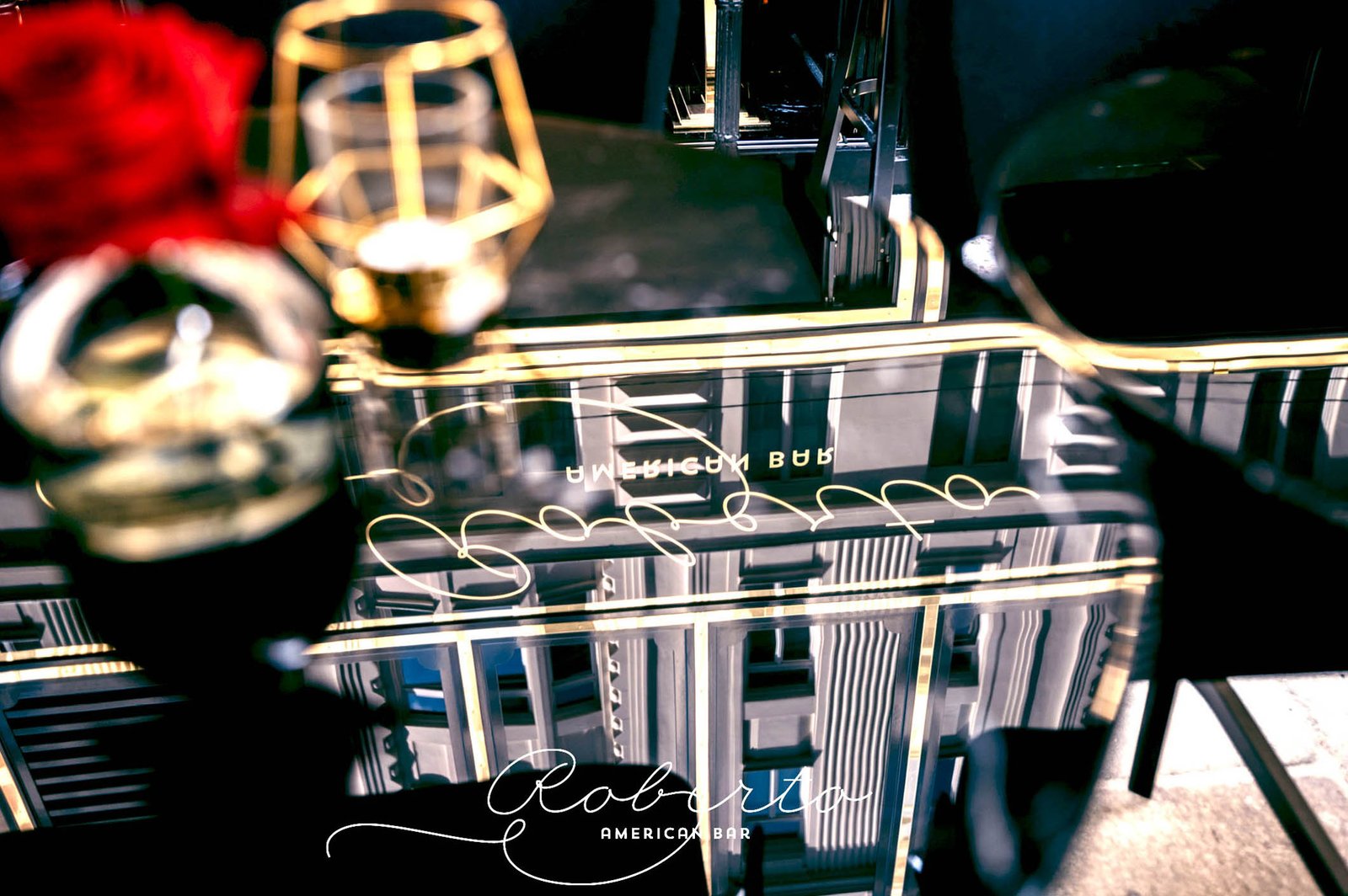 Jasomirgottstraße 7, 1010 Vienna 11am – 2am mail@robertobar.online +43-1-5322646